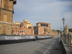 Sign at Trajan's Column