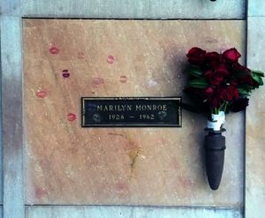 Marilyn Monroe's Grave, 2017